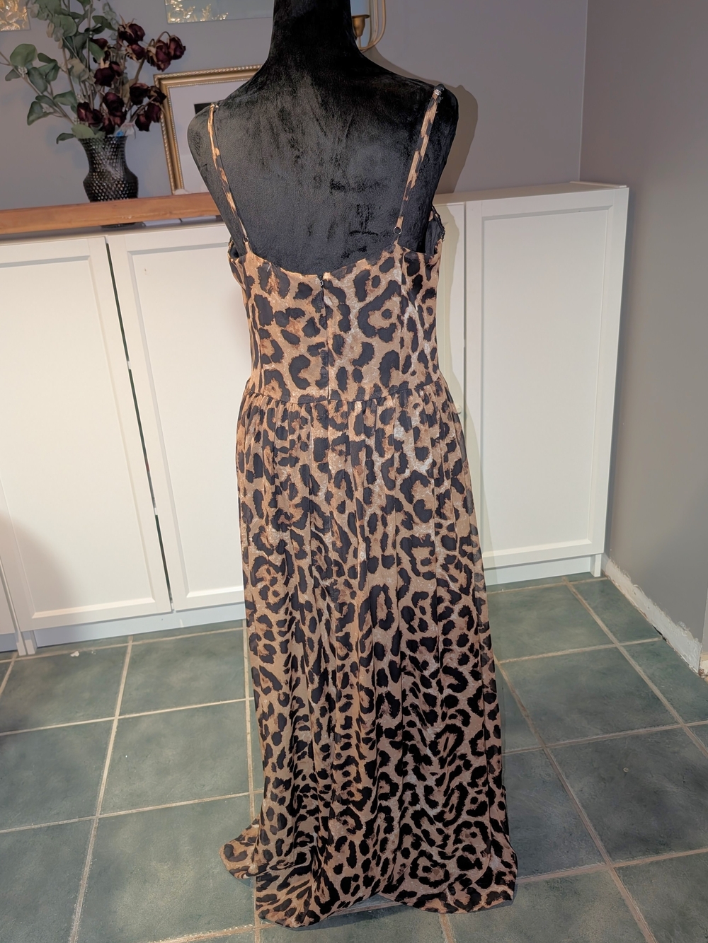 NWT Women's Leopard Print Maxi Dress - Brown/Black. Size large - Picture 2 of 6
